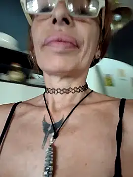 FrozenWaffle online show from 14, 4, 2026