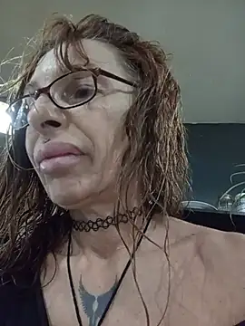 Snapshot of FrozenWaffle chatting on 25, 6, 2026 FrozenWaffle online show from 25, 6, 2026