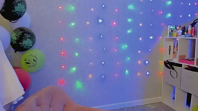 ReinaKousaka online show from 14, 12, 2024