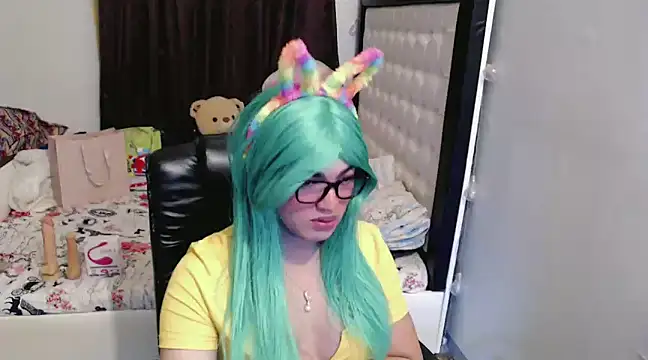 Goddess Sarah online show from 31, 12, 2024