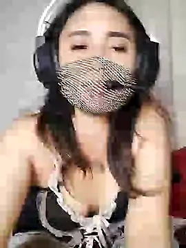  Shimmerlyn  online show from 25, 1, 2025