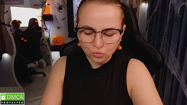 Mira Mermayd online show from 27, 10, 2025