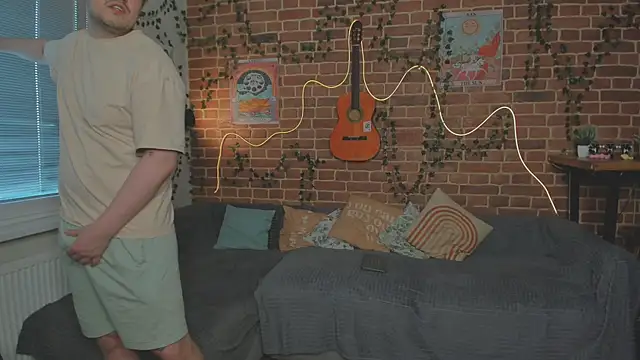 yamy yamy yamy online show from 2, 10, 2025