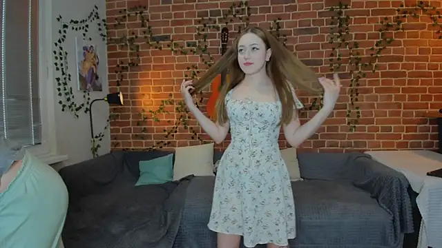 yamy yamy yamy online show from 28, 4, 2026