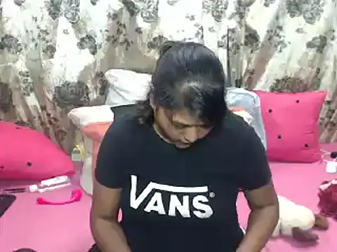 indian glitter online show from 28, 9, 2025