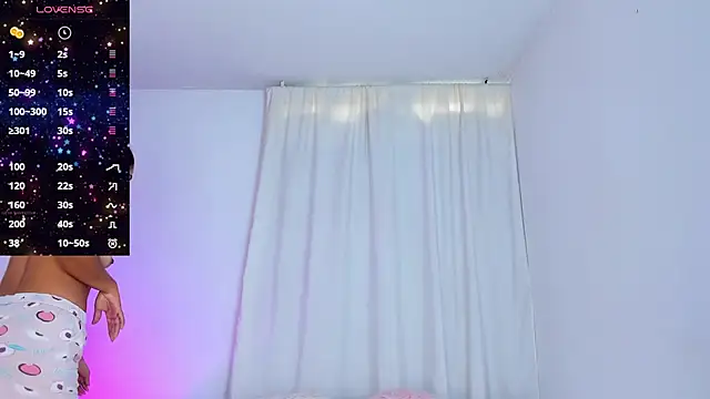 Snapshot of VioletaSotter chatting on 17, 11, 2025 VioletaSotter online show from 17, 11, 2025