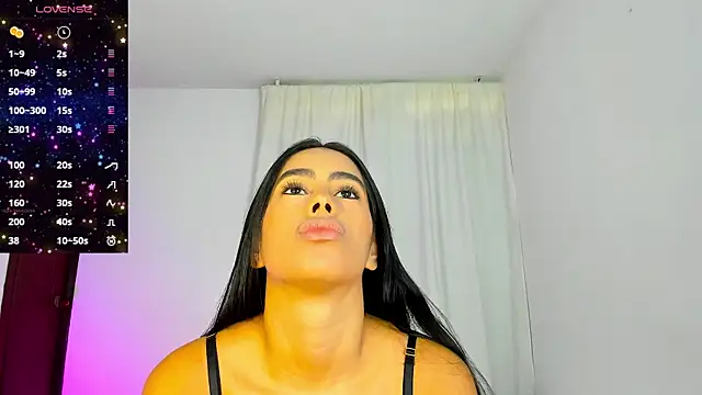 Snapshot of VioletaSotter chatting on 14, 11, 2025 VioletaSotter online show from 14, 11, 2025