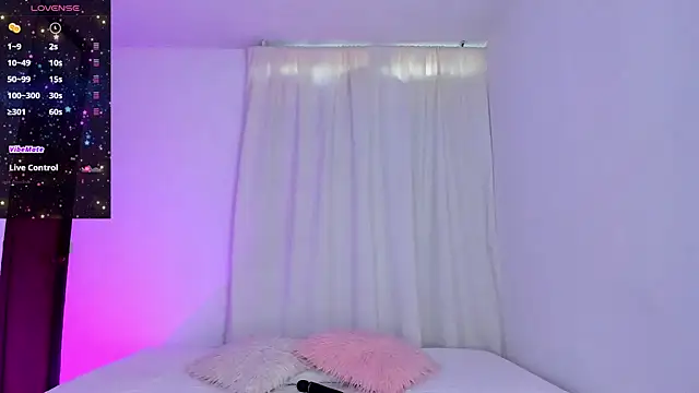 Snapshot of VioletaSotter chatting on 9, 9, 2025 VioletaSotter online show from 9, 9, 2025