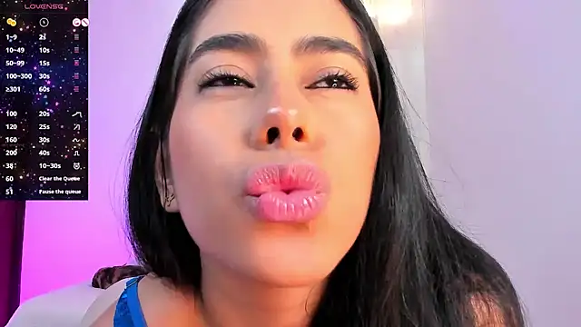 Snapshot of VioletaSotter chatting on 7, 3, 2025 VioletaSotter online show from 7, 3, 2025