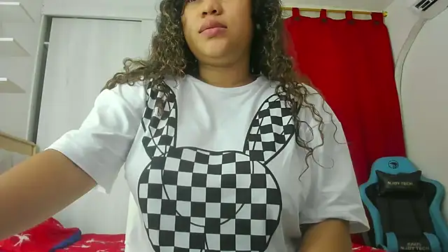 Lunastar02 online show from 11, 1, 2026