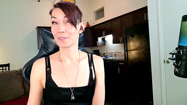 EveEnigma online show from 22, 3, 2025