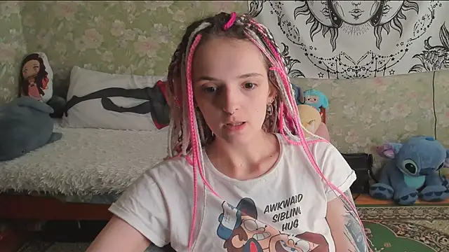 Snapshot of Cutie_Adelia chatting on 9, 7, 2026 Cutie Adelia online show from 9, 7, 2026