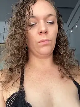 AuroraSummers online show from 15, 9, 2025