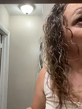 AuroraSummers online show from 25, 9, 2025