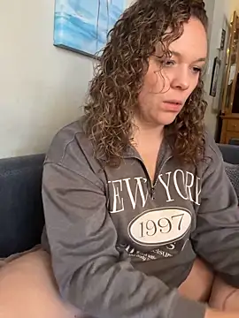 AuroraSummers online show from 5, 2, 2026