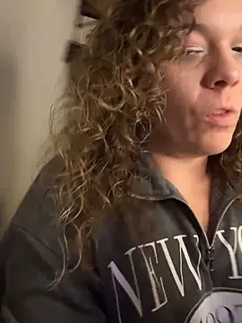 AuroraSummers online show from 14, 11, 2025