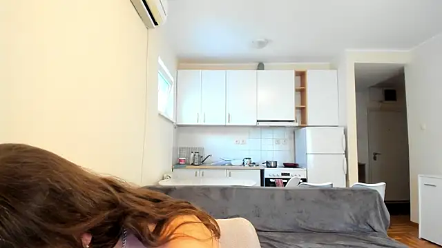 StacyTigerr online show from 8, 3, 2025