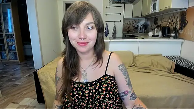 StacyTigerr online show from 3, 10, 2025