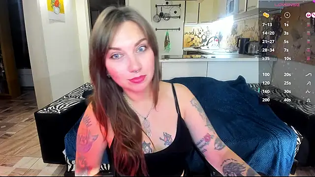 StacyTigerr online show from 14, 11, 2025