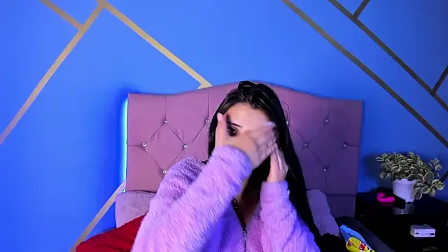 brenda moris01 online show from 5, 12, 2025