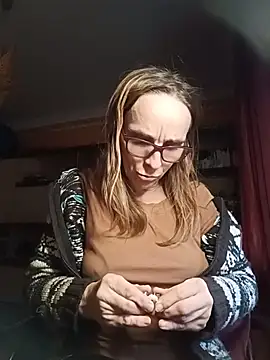 Dettybitch40 online show from 17, 11, 2025