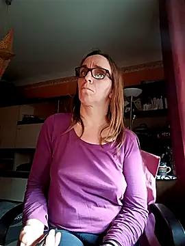 Dettybitch40 online show from 3, 11, 2025