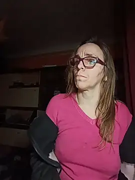 Snapshot of Dettybitch40 chatting on 5, 2, 2026 Dettybitch40 online show from 5, 2, 2026