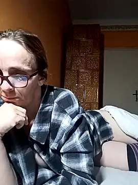 Dettybitch40 online show from 20, 10, 2025