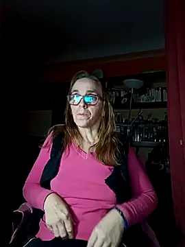 Dettybitch40 online show from 28, 10, 2025