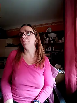 Dettybitch40 online show from 27, 10, 2025