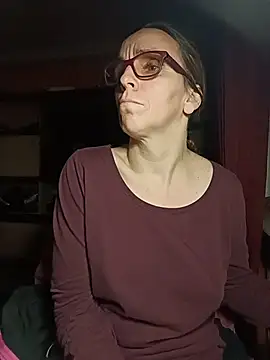 Snapshot of Dettybitch40 chatting on 22, 12, 2025 Dettybitch40 online show from 22, 12, 2025