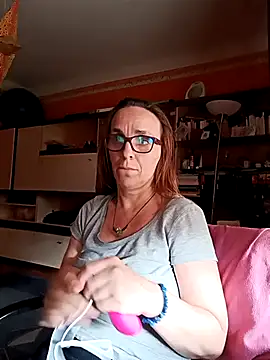 Dettybitch40 online show from 14, 9, 2025