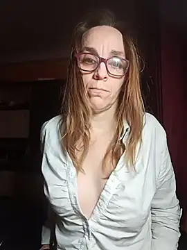 Snapshot of Dettybitch40 chatting on 20, 12, 2025 Dettybitch40 online show from 20, 12, 2025