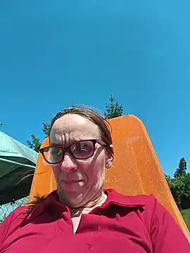 Dettybitch40 online show from 26, 4, 2026