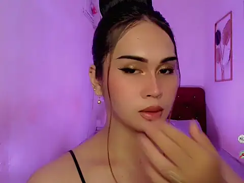 Snapshot of AlodiaOfCums chatting on 11, 11, 2025 AlodiaOfCums online show from 11, 11, 2025