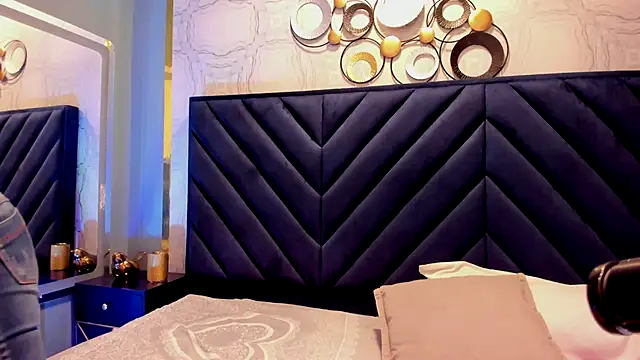 HannaPetit online show from 1, 11, 2025