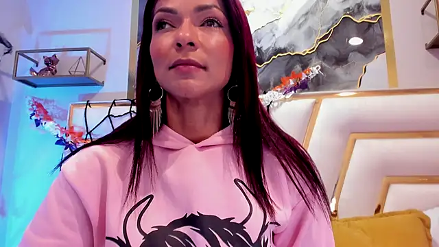 HannaPetit online show from 30, 10, 2025