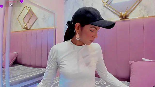 HannaPetit online show from 15, 4, 2026