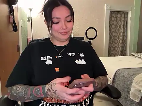 nativepumpkin95 online show from 15, 10, 2025