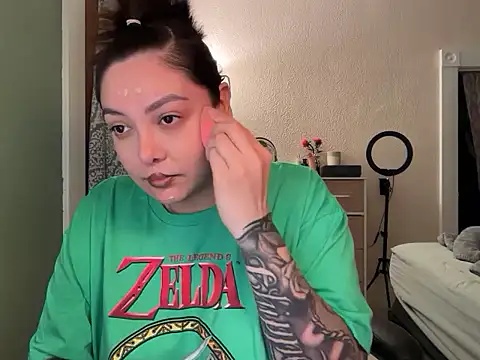 nativepumpkin95 online show from 18, 11, 2025