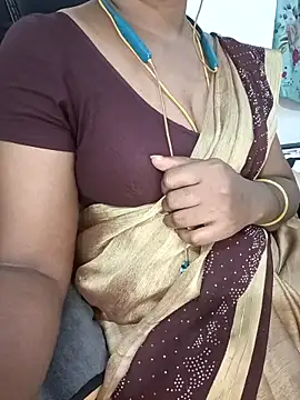 Snapshot of Tamil-hotwife chatting on 12, 6, 2026 Tamil-hotwife online show from 12, 6, 2026