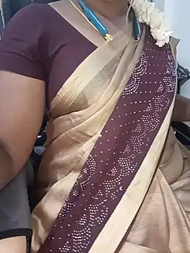 Snapshot of Tamil-hotwife chatting on 17, 7, 2026 Tamil-hotwife online show from 17, 7, 2026