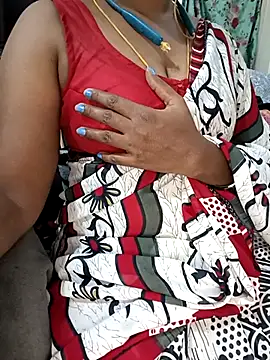 Snapshot of Tamil-hotwife chatting on 20, 7, 2026 Tamil-hotwife online show from 20, 7, 2026