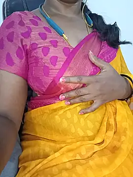 Snapshot of Tamil-hotwife chatting on 4, 7, 2026 Tamil-hotwife online show from 4, 7, 2026