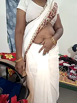 Tamil-hotwife online show from 15, 11, 2025