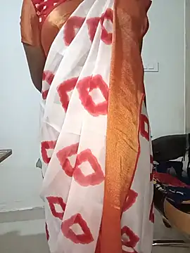Snapshot of Tamil-hotwife chatting on 14, 7, 2026 Tamil-hotwife online show from 14, 7, 2026