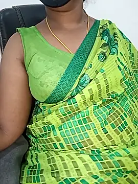 Snapshot of Tamil-hotwife chatting on 7, 6, 2026 Tamil-hotwife online show from 7, 6, 2026