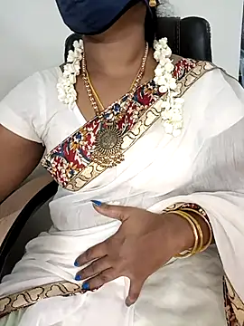 Tamil-hotwife online show from 31, 10, 2025