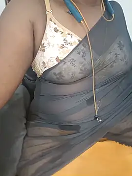 Snapshot of Tamil-hotwife chatting on 18, 6, 2026 Tamil-hotwife online show from 18, 6, 2026