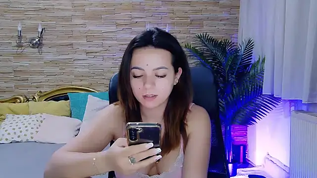 PlayfulElla online show from 27, 2, 2025